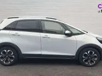 Second-hand Honda Jazz Hybrid 109 CP (80 kW) 2023 Alb Hatchback