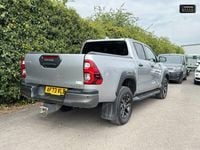 Used Toyota HiLux 204 HP (150 kW) 2023 Silver Pickup