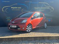 Used Toyota Aygo 68 HP (50 kW) 2013 Orange Hatchback