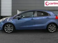 Used Kia Rio 109 HP (80 kW) 2015 Blue Hatchback