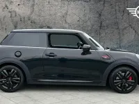 Begagnad Mini John Cooper Works Hatch 228 HK (167 kW) 2022 Svart Halvkombi