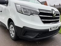 Gebraucht Renault Trafic 130 PS (95 kW) 2023 Weiß Van / Kleinbus