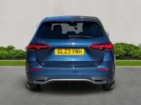 Begagnad Mercedes B200 Executive 2023 Blå Minibuss