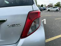 Used Toyota Yaris Trend 99 HP (72 kW) 2012 Silver Hatchback