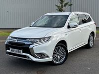 Used Mitsubishi Outlander P-HEV 206 HP (151 kW) 2019 White Estate