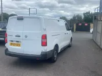 Used Vauxhall Vivaro 100 HP (73 kW) 2023 White MPV