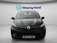 Używany Renault Clio V Iconic 90 KM (66 kW) 2022 Czarny Hatchback