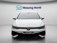Usado VW Golf VIII R 320 CV (235 kW) 2024 Blanco Utilitario