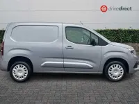 Second-hand Vauxhall Combo S 100 CP (73 kW) 2023 Gri Monovolum