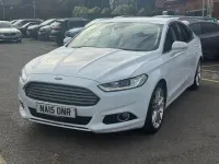 Used Ford Mondeo Titanium 180 HP (132 kW) 2015 White Hatchback