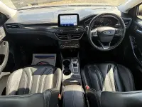 Begagnad Ford Focus 2019 Silver Halvkombi