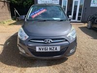 Usado Hyundai i10 Active 85 HP (62 kW) 2012 Cinzento Citadino