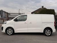 Used Vauxhall Vivaro Elite 145 HP (106 kW) 2022 White MPV