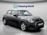 Usado Mini Cooper Classic 134 CV (98 kW) 2022 Azul Utilitario