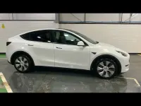 Used Tesla Model Y Long Range AWD 378 kW (514 HP) 2022 White SUV
