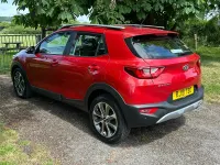 Used Kia Stonic 100 HP (73 kW) 2019 Red SUV