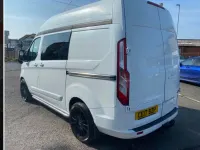 Used Ford Transit Custom Limited 170 HP (125 kW) 2017 White MPV