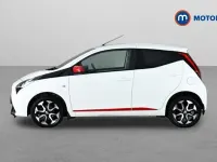 Gebraucht Toyota Aygo Trend 72 PS (52 kW) 2021 Weiß Kleinwagen