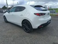 Usado Mazda 3 Homura-Line 186 CV (136 kW) 2025 Blanco Utilitario