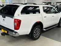 Used Nissan Navara Acenta+ 187 HP (137 kW) 2018 White Pickup