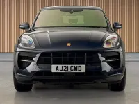 Used Porsche Macan 380 HP (279 kW) 2020 Night blue SUV