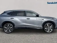 Usado MG HS Trophy 224 HP (164 kW) 2024 Cinzento SUV