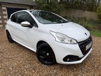 Used Peugeot 208 Prestige 208 HP (152 kW) 2017 White Hatchback
