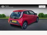 Used Toyota Aygo X-play 69 HP (50 kW) 2015 Red Hatchback