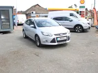 Used Ford Focus Zetec 125 HP (91 kW) 2014 Silver Hatchback