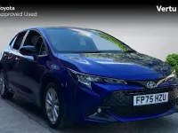Used Toyota Corolla 178 HP (130 kW) 2025 Blue Hatchback