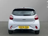 Gebraucht Hyundai i10 Advanced 63 PS (46 kW) 2025 Grau Kleinwagen
