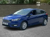 Usado Ford Focus Zetec 125 HP (91 kW) 2018 Azul Citadino