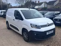 Used Citroën Berlingo 2019 White MPV