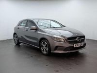 Begagnad Mercedes A160 Executive 2017 Grå Halvkombi