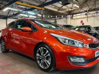 Used Kia ProCeed 2013 Orange Hatchback