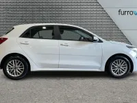Used Kia Rio 83 HP (61 kW) 2023 White Hatchback