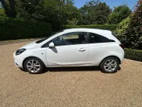 Used Vauxhall Corsa 90 HP (66 kW) 2019 White Hatchback