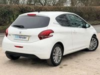 Used Peugeot 208 Allure 82 HP (60 kW) 2016 Hatchback