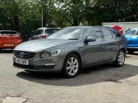Usado Volvo V60 SE 2017 Gris Familiar