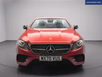Usado Mercedes E400 AMG line 340 HP (250 kW) 2020 Vermelho Cabrios