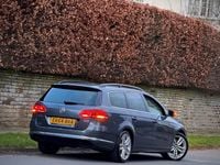 Usado VW Passat R-line 140 HP (102 kW) 2014 Cinzento Carrinha