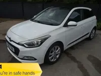 Used Hyundai i20 Premium SE 84 HP (61 kW) 2015 White Hatchback
