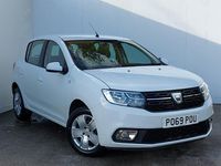 Used Dacia Sandero Comfort 73 HP (53 kW) 2019 White Hatchback
