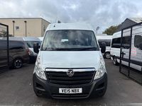 Used Vauxhall Movano 125 HP (91 kW) 2015 White MPV