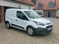 Usado Ford Transit Connect 75 HP (55 kW) 2017 Branco Monovolume