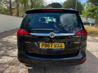 Used Vauxhall Zafira Tourer SRi 140 HP (102 kW) 2017 Black MPV