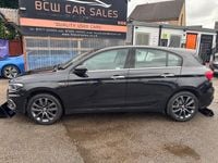Used Fiat Tipo Lounge 120 HP (88 kW) 2017 Black Hatchback