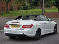 Used Mercedes E220 170 HP (125 kW) 2012 White Cabriolet