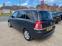 Used Vauxhall Zafira Design Edition 110 HP (80 kW) 2013 Grey MPV