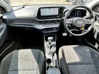 Used Hyundai Bayon Premium 99 HP (72 kW) 2024 White SUV